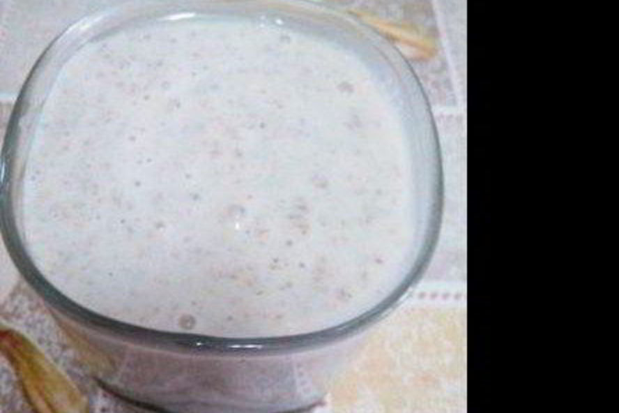 Рецепт бананового смузи с миндалем, клетчаткой и овсянкой