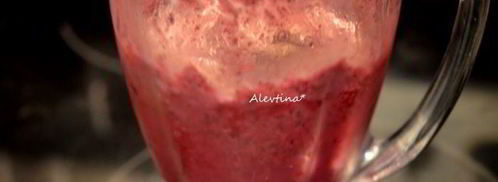 гранатово-ягодный смузи. Шаг 3