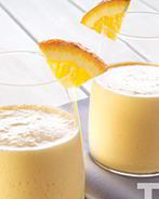 Смузи с фруктами и йогуртом