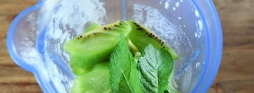 смузи с консервированным ананасом и киви. Шаг 10