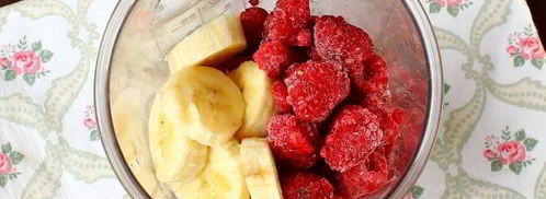 смузи с малиной и бананом. Шаг 4