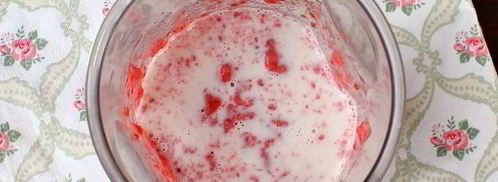 смузи с малиной и бананом. Шаг 5