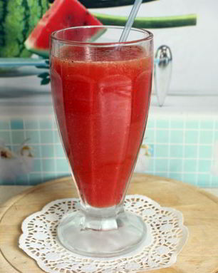 Пряный томатно-сельдереевый сок