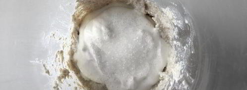 томатный сок с зеленой гречкой, сельдереем и сметаной. Шаг 12