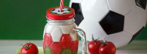 томатный сок с зеленой гречкой, сельдереем и сметаной. Шаг 15