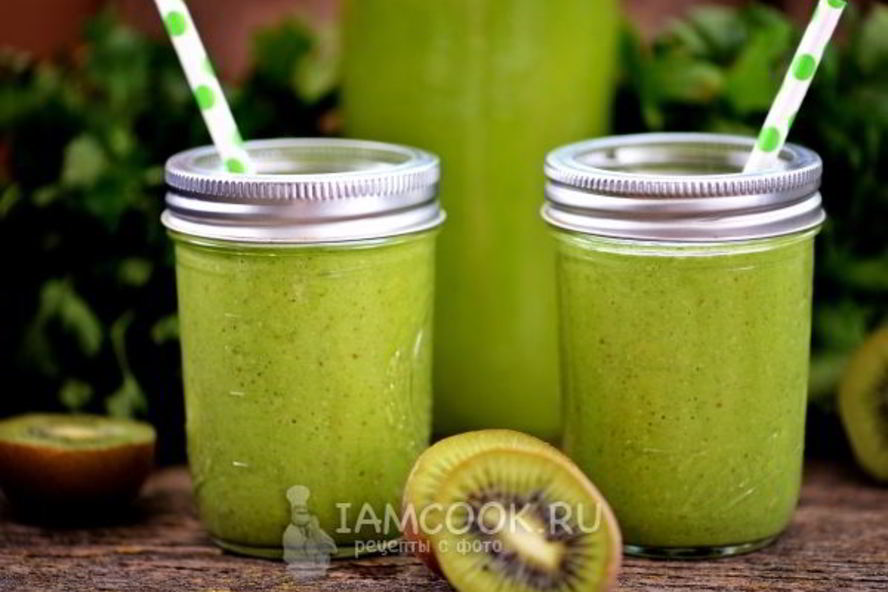 Рецепт зеленого коктейля из сельдерея со щавелем