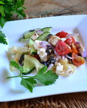 Греческий салат классический