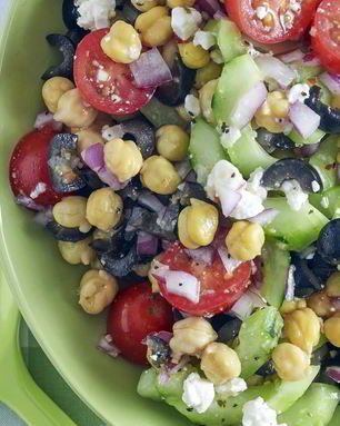 Греческий салат с фасолью