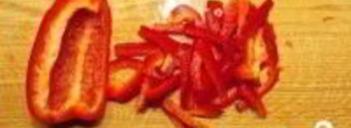 греческий салат с семгой. Шаг 5