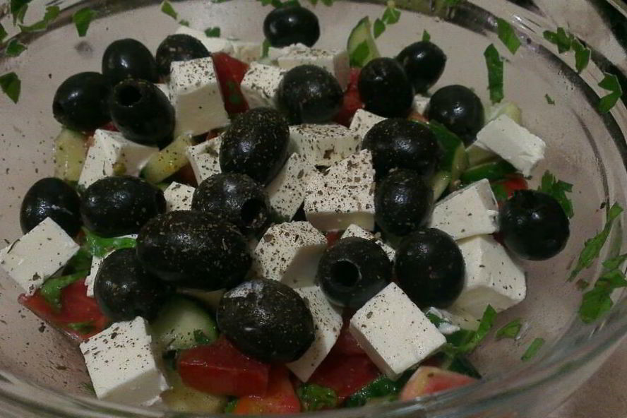 Рецепт греческого салата с зеленью