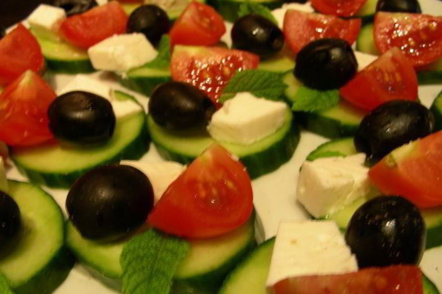 Рецепт канапе греческий салат