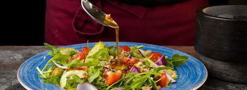 салат из гречки с копченой курицей и томатами. Шаг 7