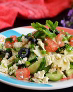 Салат с брынзой по-гречески