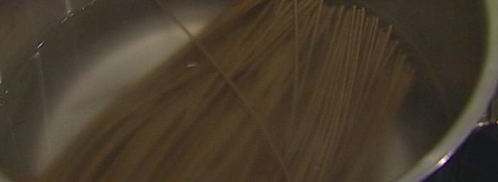 салат с гречневой лапшой. Шаг 7