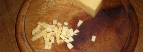 картофель в майонезе с ананасами и салатик свекла с сыром. Шаг 27