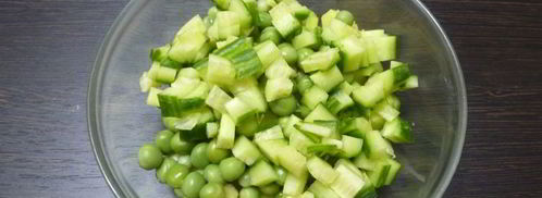 салат из картофеля и огурцов. Шаг 4