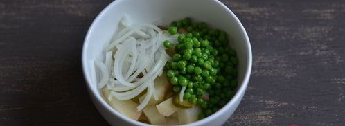 салат с картофелем и зеленым горошком. Шаг 5