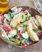 Салат с запеченным картофелем