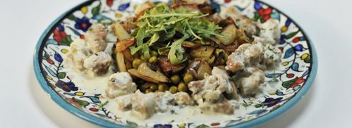 теплый картофельный салат со сливочной курицей. Шаг 5