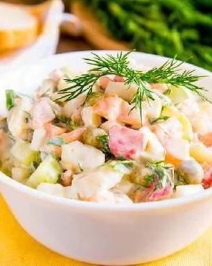 Новогодний салат оливье