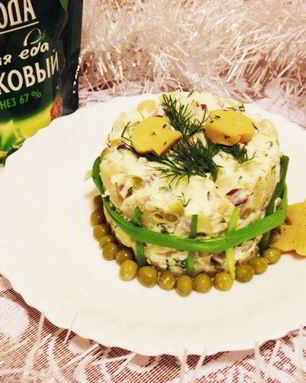 Оливье с маринованными грибами