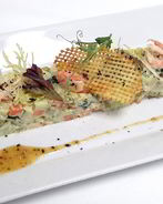 Постный оливье с креветками и медово-горчичным соусом