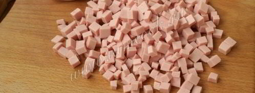 салат оливье с колбасой. Шаг 5