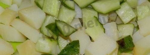 салат оливье с семгой и огурцом. Шаг 4