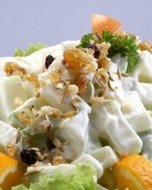 Салат оливье с ветчиной и ананасом