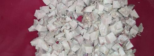 салат оливье с языком и свежим огурцом. Шаг 3