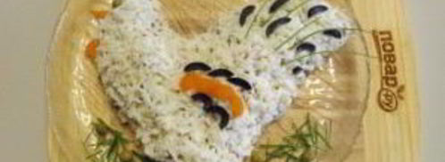 салат оливье в виде петуха. Шаг 10