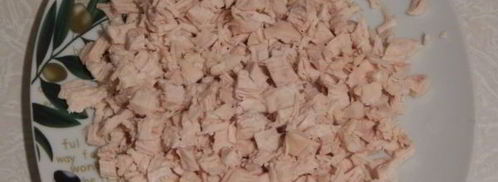 салат инь-янь с черносливом. Шаг 5