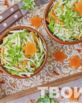 Салат из кабачков с капустой