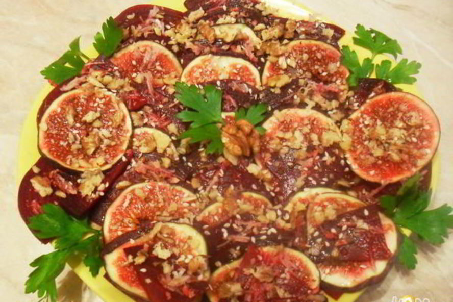 Рецепт салата из свеклы с инжиром