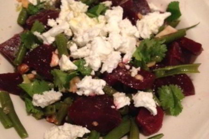 Рецепт салата из свеклы со стручковой фасолью