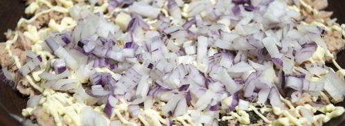 салат мимоза без картошки. Шаг 3