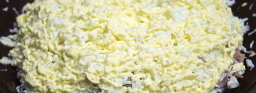 салат мимоза без картошки. Шаг 5