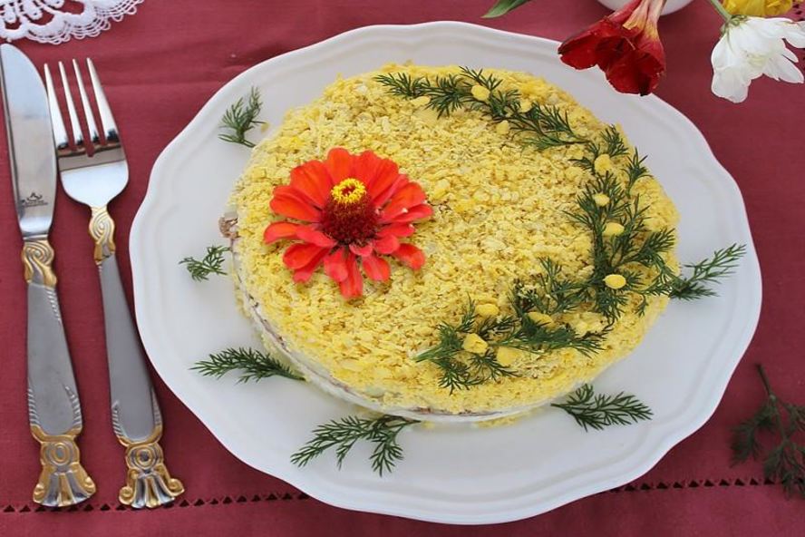 Рецепт салата мимоза классический с маслом