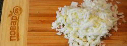 салат мимоза на 8 марта. Шаг 3