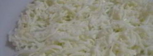 салат мимоза с консервой и сыром. Шаг 5