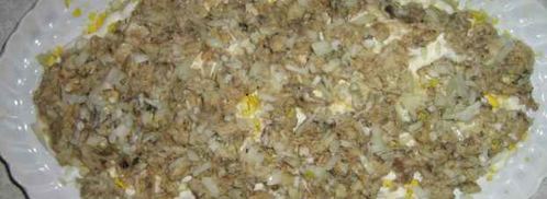 салат мимоза с сардиной. Шаг 33