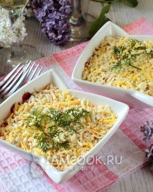 Салат Мимоза с яблоком