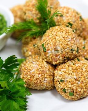 Салатные шарики