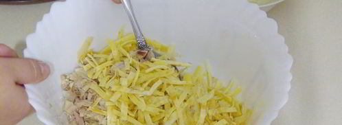 салат нежность в чашечке-цветке. Шаг 6