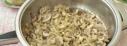 салат грибы под шубой. Шаг 5