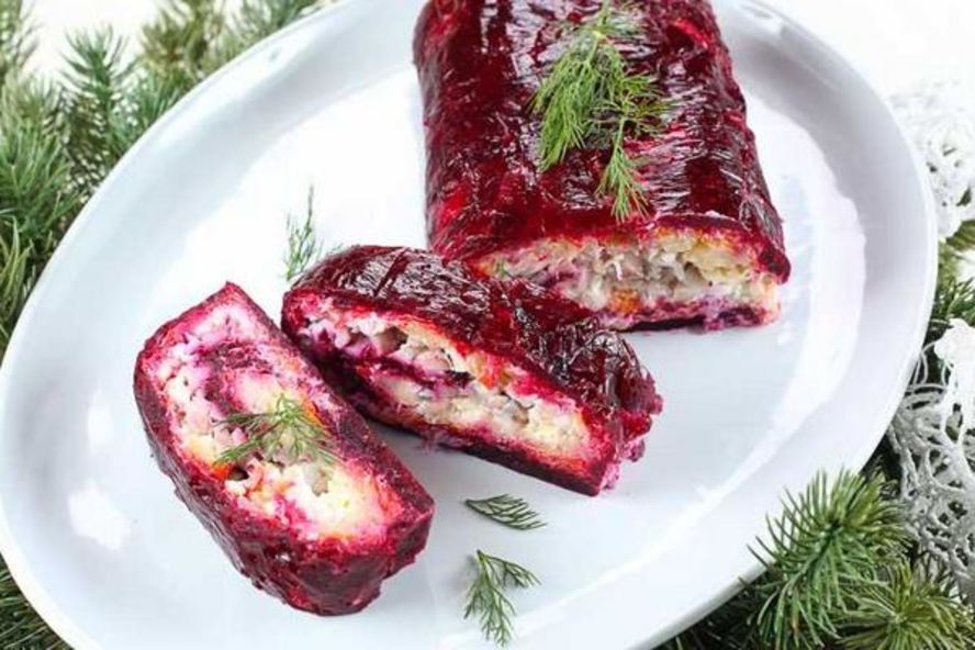 Рецепт салата-рулета сельдь под шубой с сыром