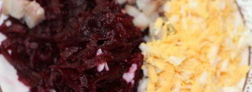 сельдь под шубой в картофельных тарталетках. Шаг 6