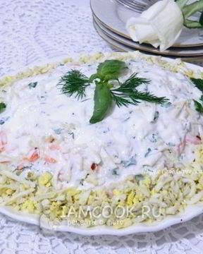 Селедка под легкой шубой с яблоком