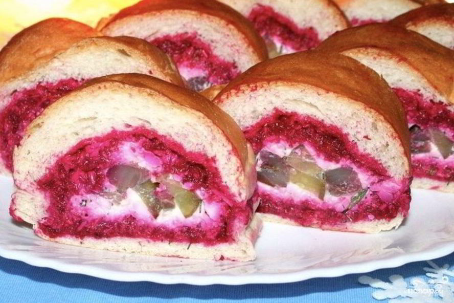 Рецепт селедки под шубой в батоне