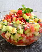 Салат с брынзой и помидорами